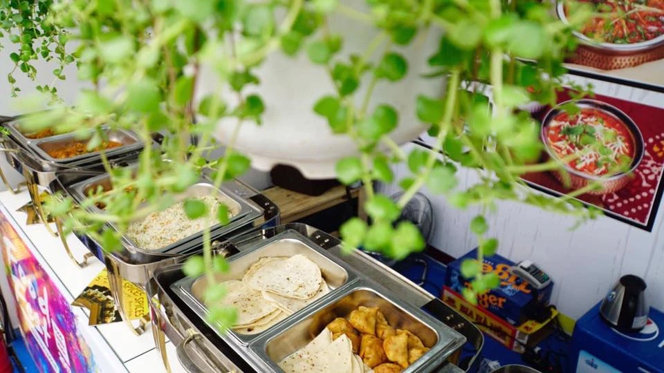 Ăn và xem tại lễ hội ẩm thực lớn nhất Hà Nội ảnh 2