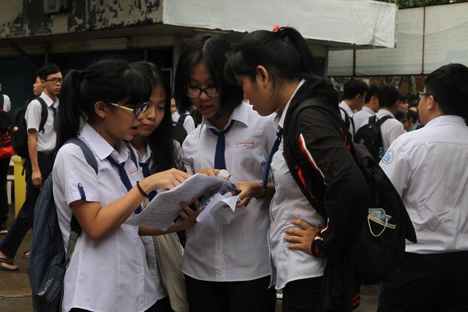 Đề Toán: Không quá khó ảnh 5 Đề Toán: Không quá khó ảnh 5