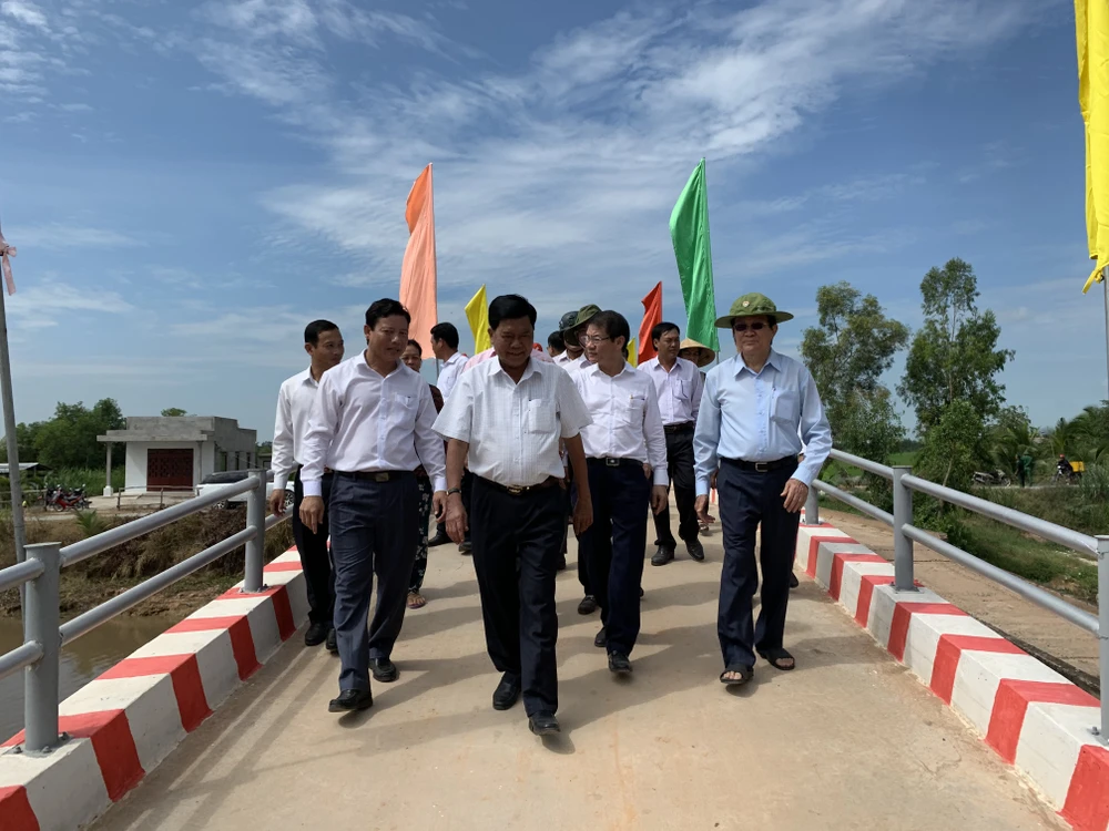 Nguyên CTN Trương Tấn Sang mang cầu nông thôn đến người dân ảnh 2