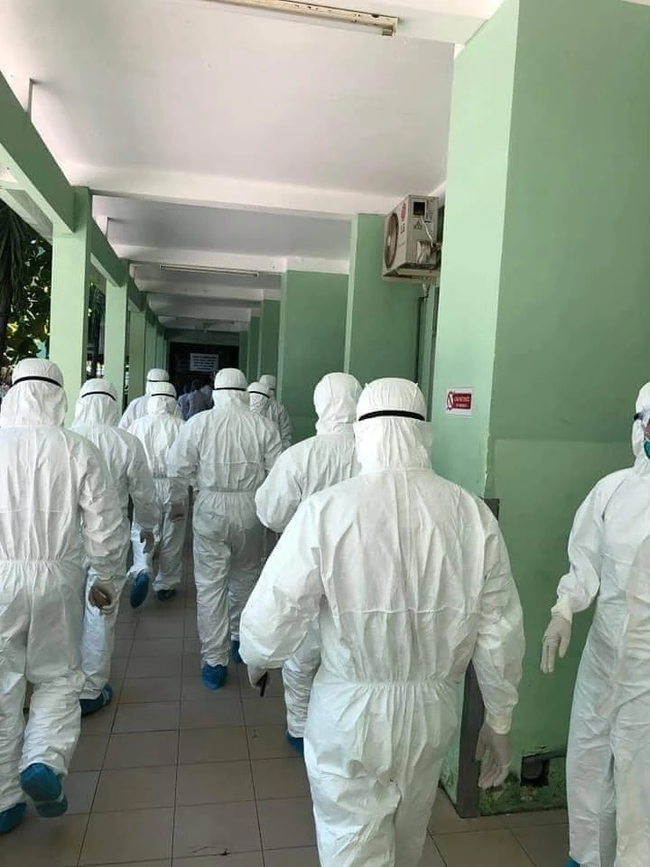 Thầm lặng và vội vã... ảnh 1