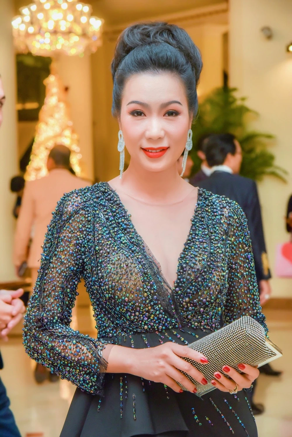 Hoa khôi, người đẹp, diễn viên ứng cử HĐND TP.HCM ảnh 4