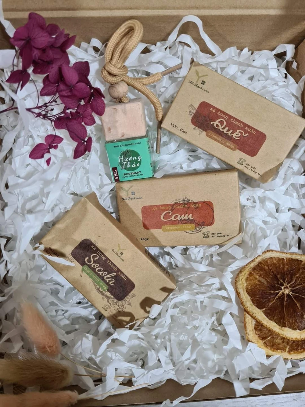 Thị trường quà tặng 20-11: Tặng phẩm độc, lạ lên ngôi ảnh 4