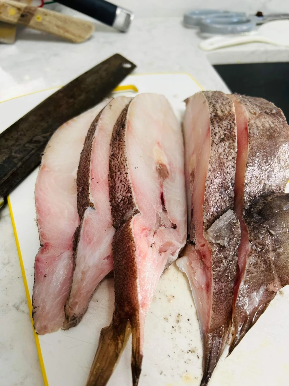 Cá bơn cắt lát kho tiêu