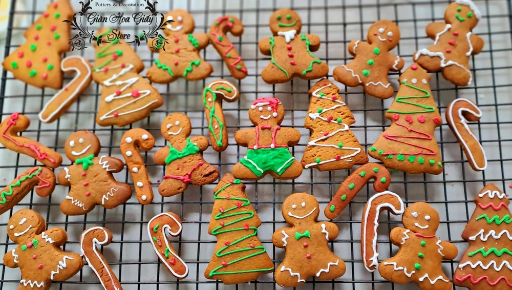 Những chiếc bánh xinh do chị em Khánh Hà làm.