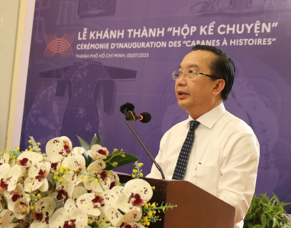 Ông Trần Thế Thuận - Thành ủy viên, Giám đốc Sở Văn hóa và Thể thao TP.HCM chia sẻ tại buổi lễ. Ảnh: Thiện Hợp