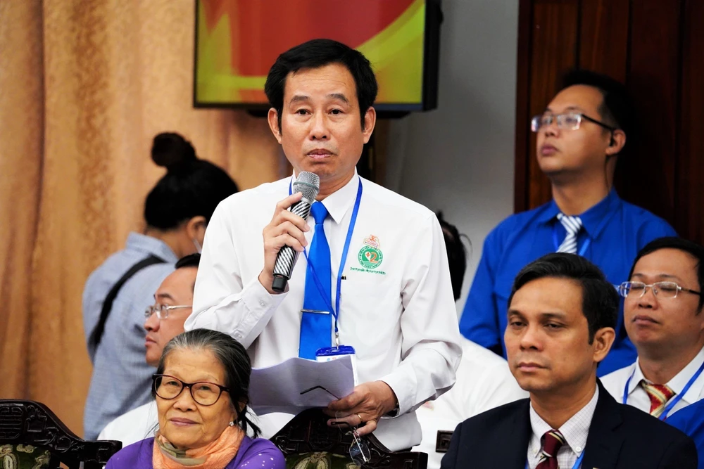 Bác sĩ Trần Văn Khanh, Giám đốc BV Lê Văn Thịnh: "Với tôi, cho đi là còn mãi!". Ảnh: Võ Thơ