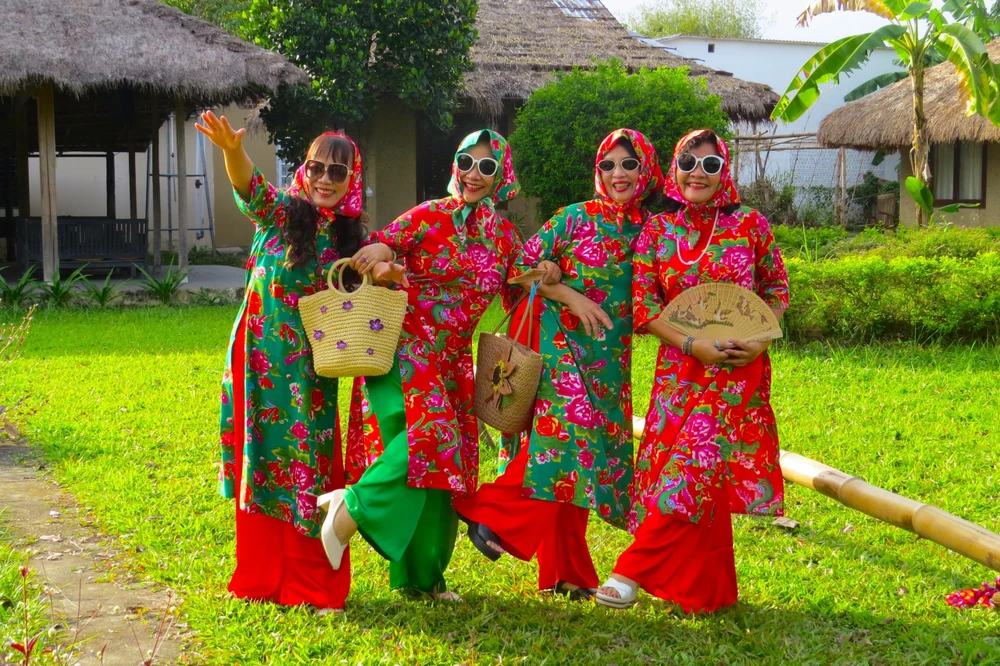 thơi trang khan trai ban 2.jpg