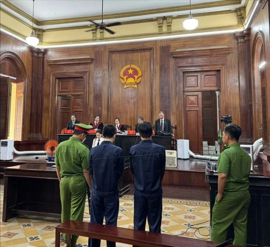 longtruong diamond.jpg