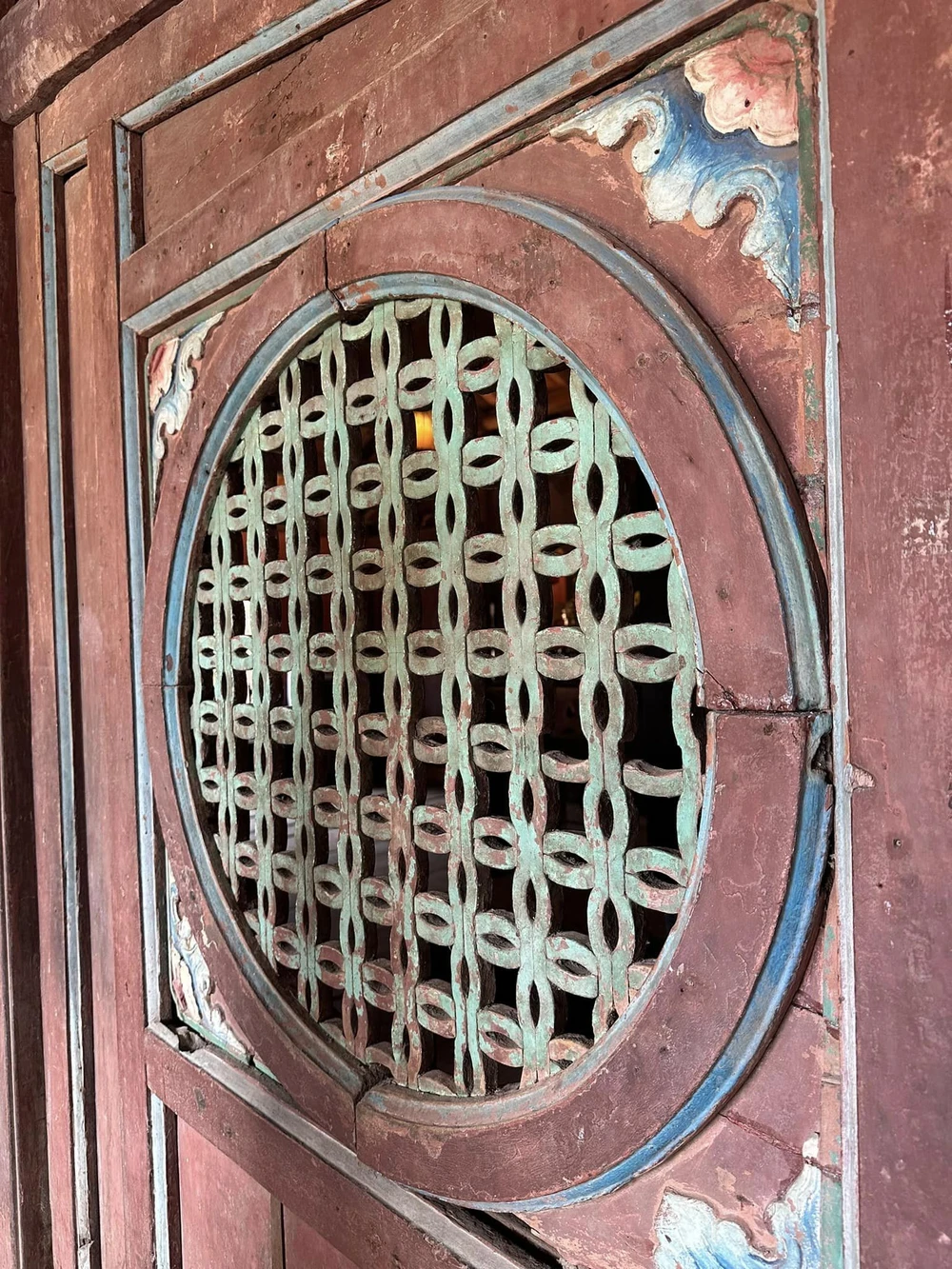 Trung tu chua Cau 1.jpg