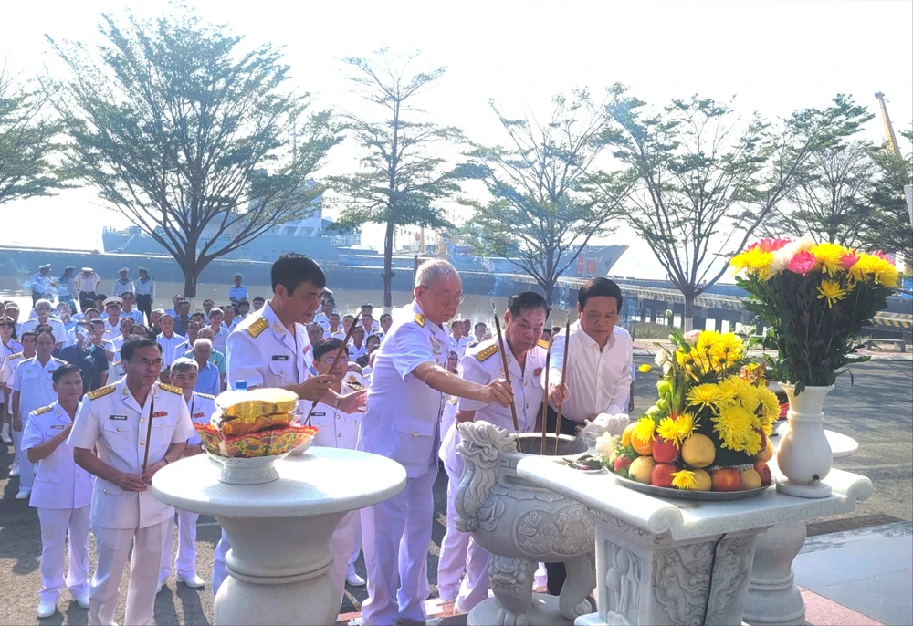 đoàn tàu không số