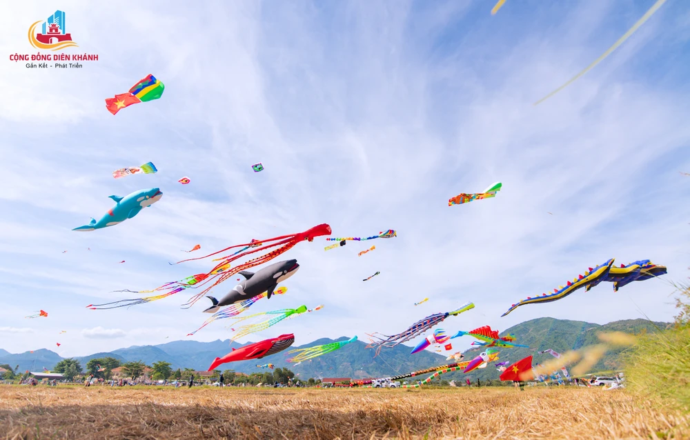 ngay hoi tha dieu.jpg