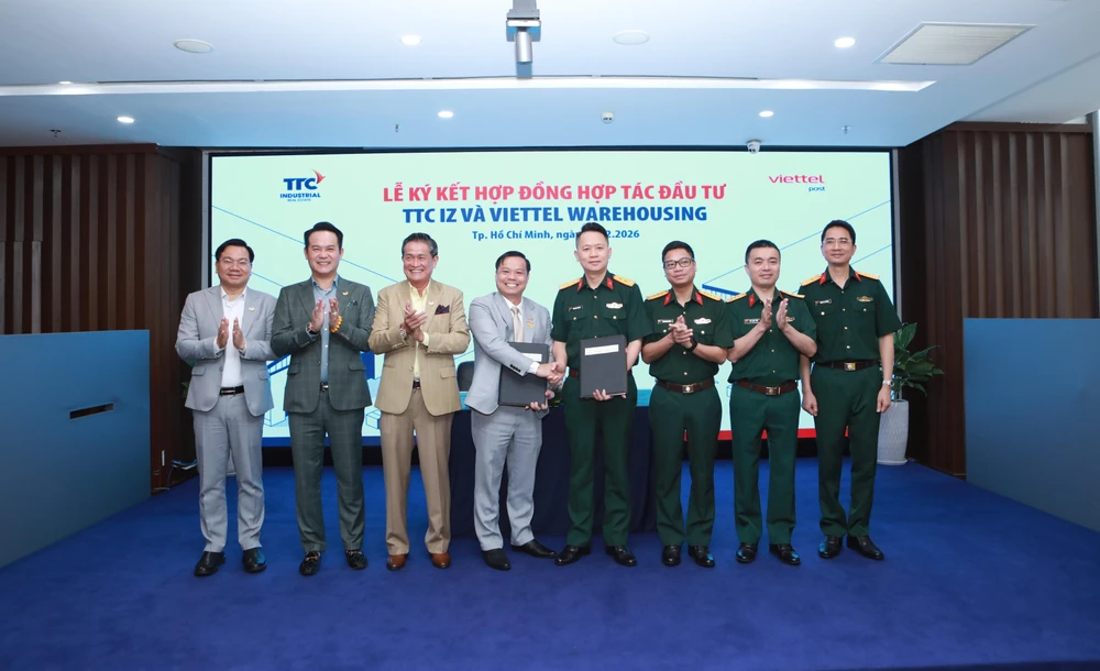 TTC IZ - Viettel Post-03.jpg