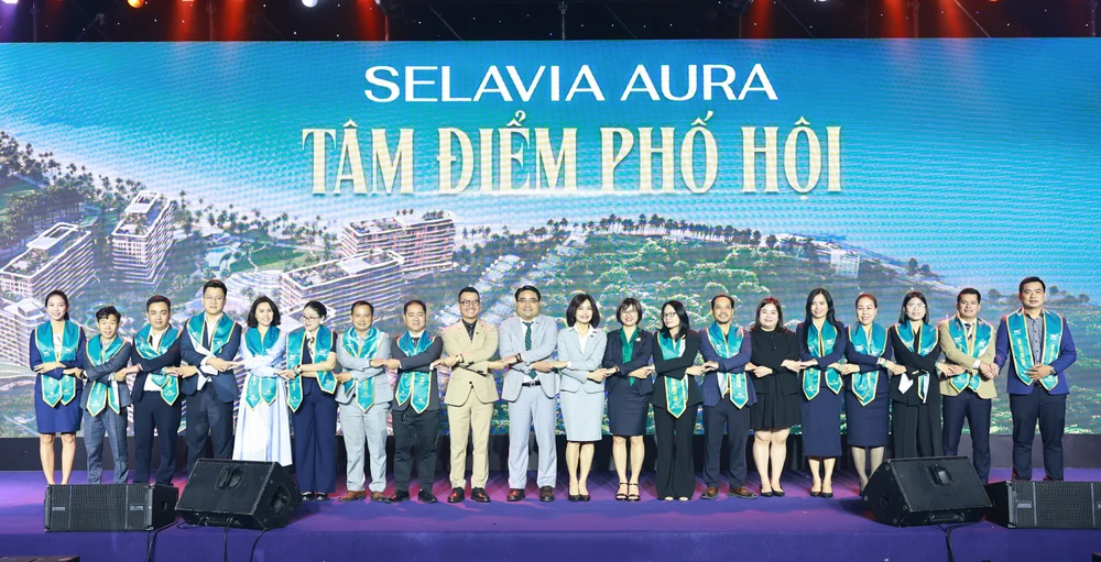 thanh pho ban sac Viet 2.JPG