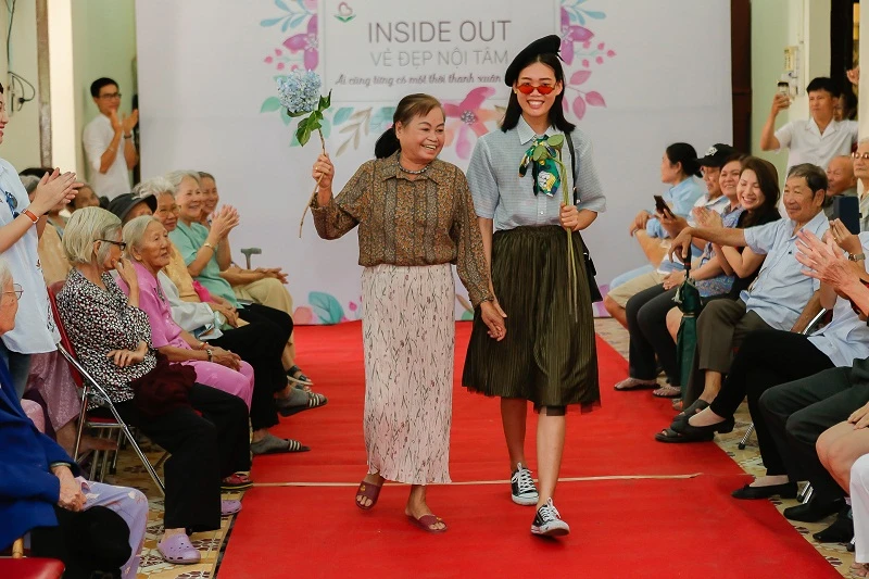 Ngắm các cụ bà ở viện dưỡng lão trình diễn thời trang ảnh 9