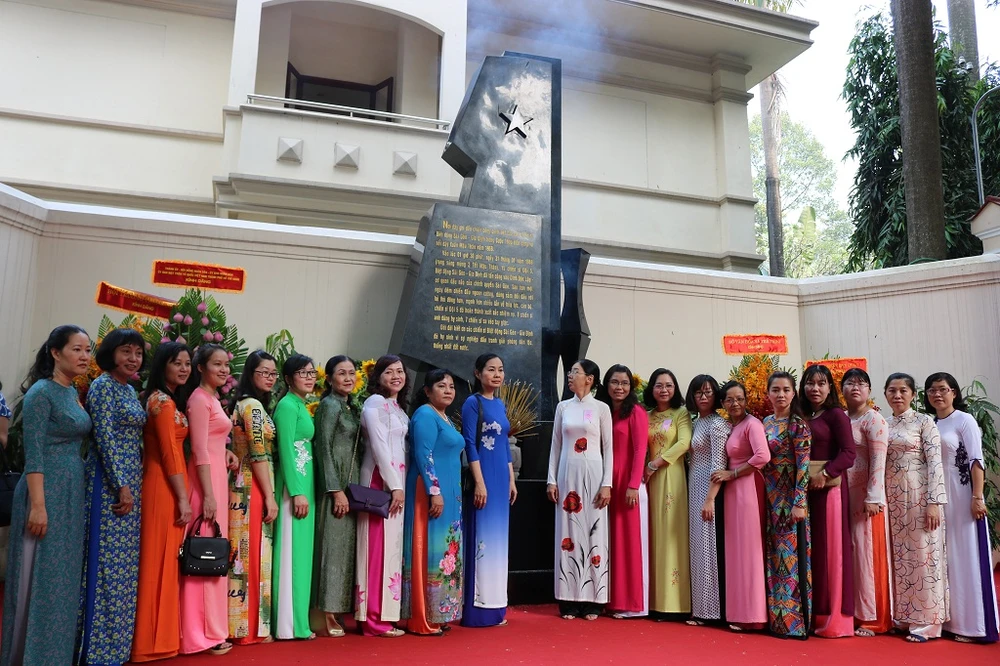 Khánh thành bia tưởng niệm chiến sĩ biệt động Sài Gòn ảnh 2 Khánh thành bia tưởng niệm chiến sĩ biệt động Sài Gòn ảnh 2