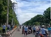Công nhân ùa ra về khi nghe tin công ty có nhiều ca dương tính 
