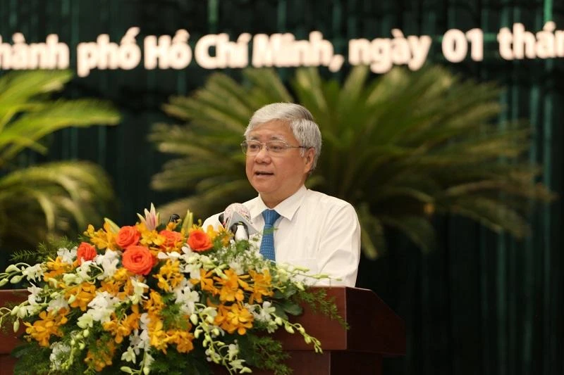 Ông Đỗ Văn Chiến, Chủ tịch Ủy ban Trung ương MTTQ Việt Nam đánh giá MTTQ TP đã có nhiều sáng tạo, nhân văn. Ảnh: THU THẢO