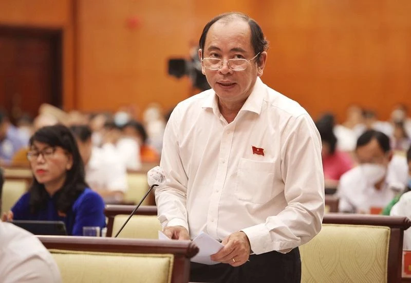 Giám đốc Sở Y tế TP Tăng Chí Thượng nhấn mạnh nguy cơ dịch chồng dịch. Ảnh: NGUYỆT NHI