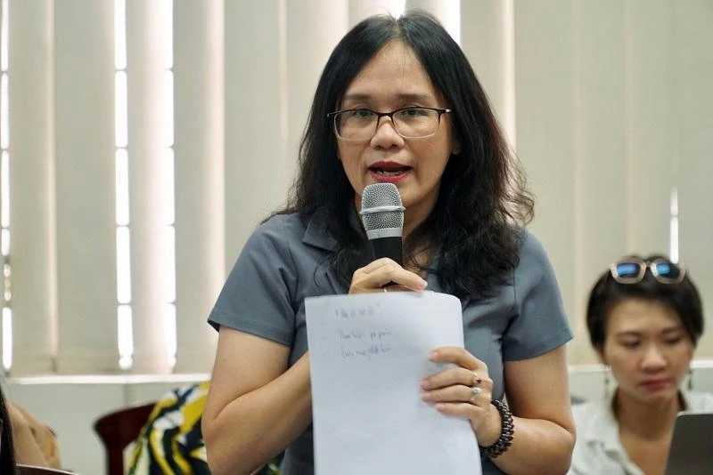 TS Thái Thị Tuyết Dung, Trường Đại học Kinh tế-Luật TP.HCM góp ý kiến. Ảnh: BẢO PHƯƠNG