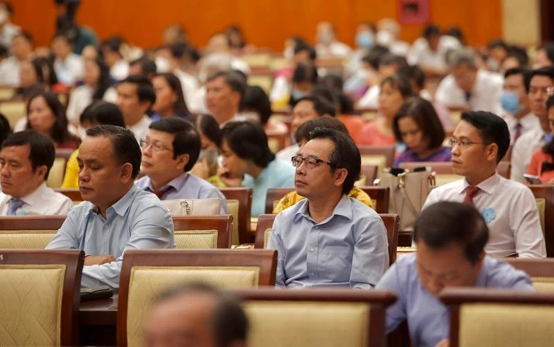 Đại biểu tham dự buổi tổng kết sáng nay. Ảnh: NGUYỆT NHI