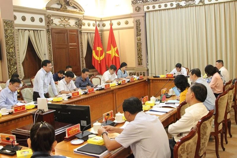 Giám đốc Sở TN&MT TP.HCM nêu các khó khăn trong giải quyết hồ sơ đất đai tại TP.HCM ảnh 1