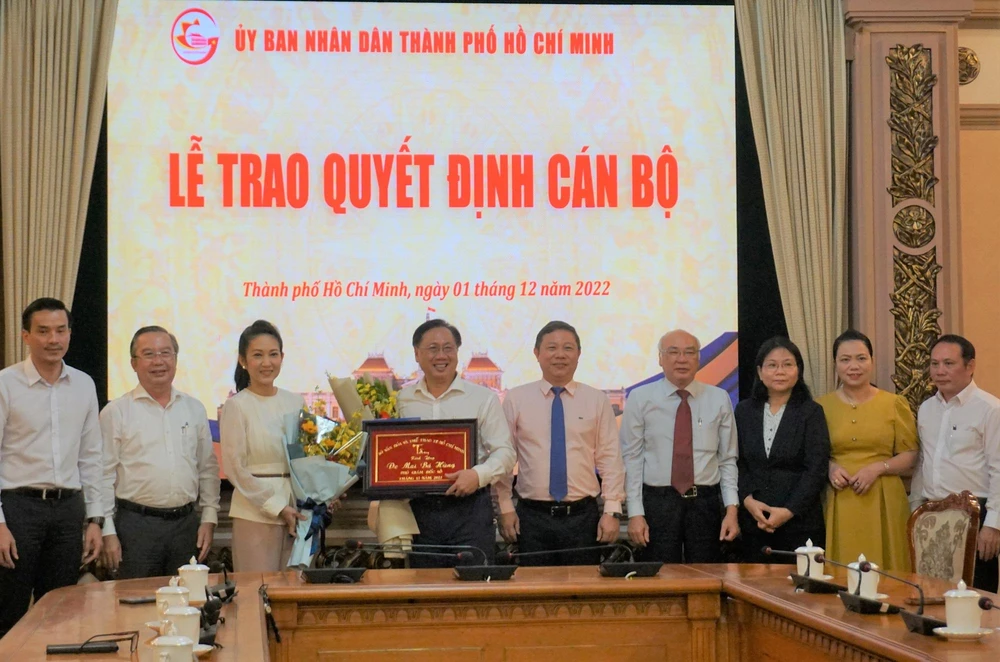 pho-giam-doc-so-van-hoa-nghi-huu