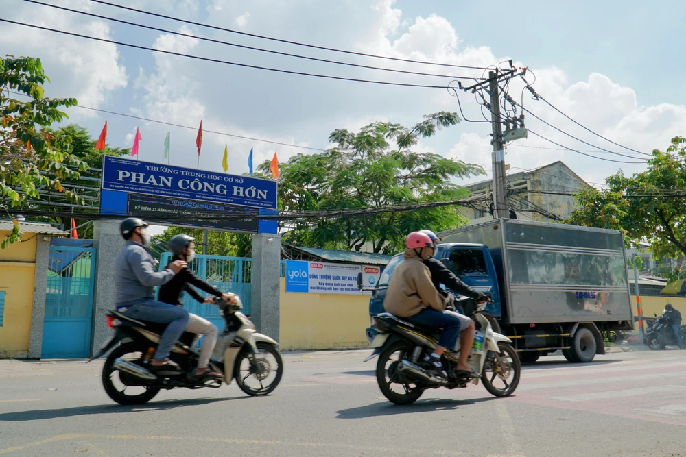 Cận cảnh 17 dự án TP.HCM tạm ngưng thực hiện ảnh 3