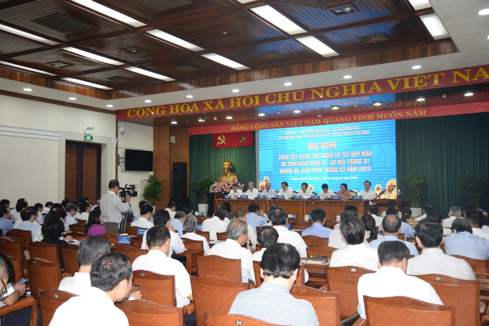 Hội nghị sáng 1-2. Ảnh: THANH TUYỀN