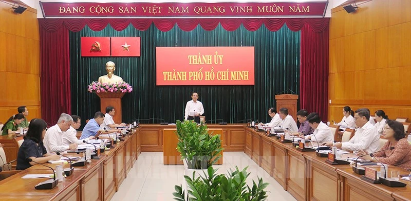 Bí thư Thành ủy TP.HCM Nguyễn Văn Nên, Trưởng Ban Chỉ đạo Cải cách tư pháp TP.HCM chủ trì hội nghị. Ảnh: Web Thành ủy TP.HCM.