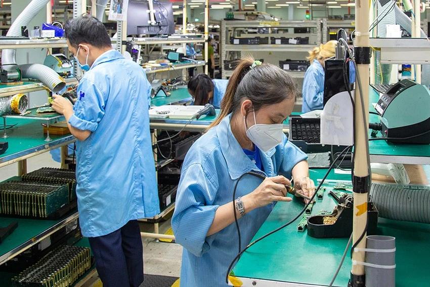 Hoạt động sản xuất tại Công ty Datalogic, Khu công nghệ cao TP.HCM. Ảnh: HOÀNG QUÂN