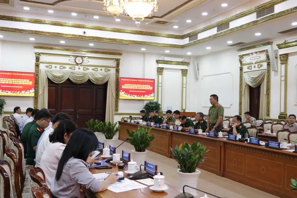 Phó Giám đốc Công an TP.HCM băn khoăn về quy định PCCC ảnh 1