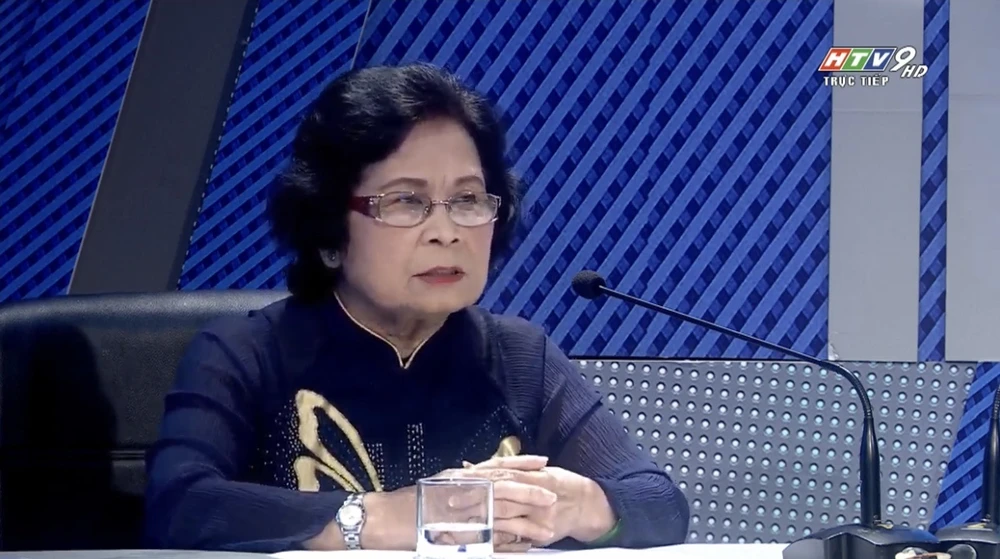 cu-tri-buc-xuc-mua-hang-online (4).jpg