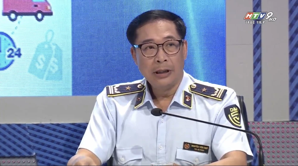 cu-tri-buc-xuc-mua-hang-online (5).jpg