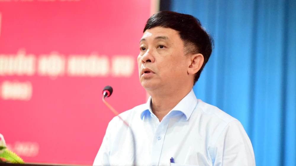 Cử tri TP Thủ Đức phản ánh dụng cụ thổi nồng độ cồn gây mất vệ sinh -PCT UBND TP Thủ Đức Nguyễn Kỳ Phùng