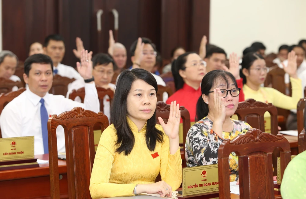 Chủ tịch HĐND TP Thủ Đức, ông Nguyễn Phước Hưng-hop-hdnd-tp-thu-duc-nhan-su-pho-chu-tich-ubnd-5290.jpg