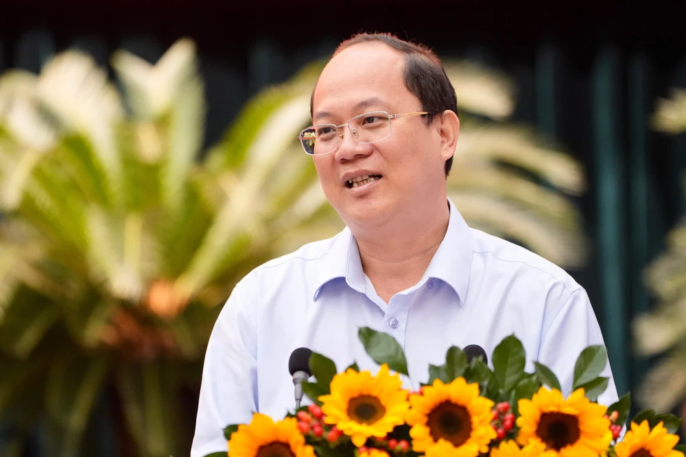 TP.HCM: Giám sát, ngăn chạn tình trạng cán bộ, công chức nhũng nhiễu-tong-ket-10-nam-xay-dung-dang-phan-bien-xa-hoi-MTTQ.jpg