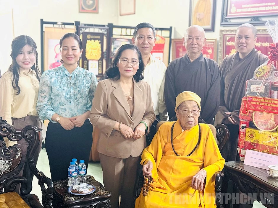 Lãnh đạo TP.HCM thăm, chúc Tết các vị chức sắc, chức việc và cơ sở tôn giáo-TPHCM-tham-cac-co-so-ton-giao-phat-giao.jpg