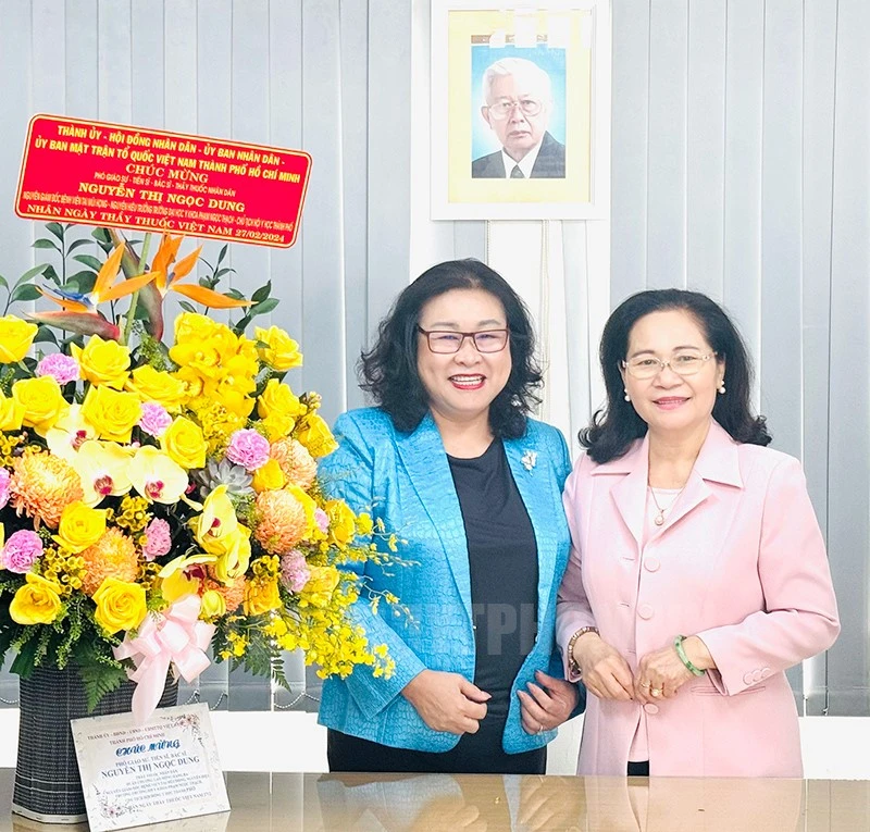 Pho-chu-tich-nuoc-tham- 69-nam-ngay-thay-thuoc-viet-nam-tphcm.jpg