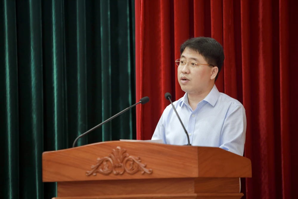 Ban Chấp hành Đảng bộ TP.HCM bổ sung 5 Thành uỷ viên -trao-quyet-dinh-nhan-su-ban-chap-hanh-dang-bo-tphcm (5).jpg