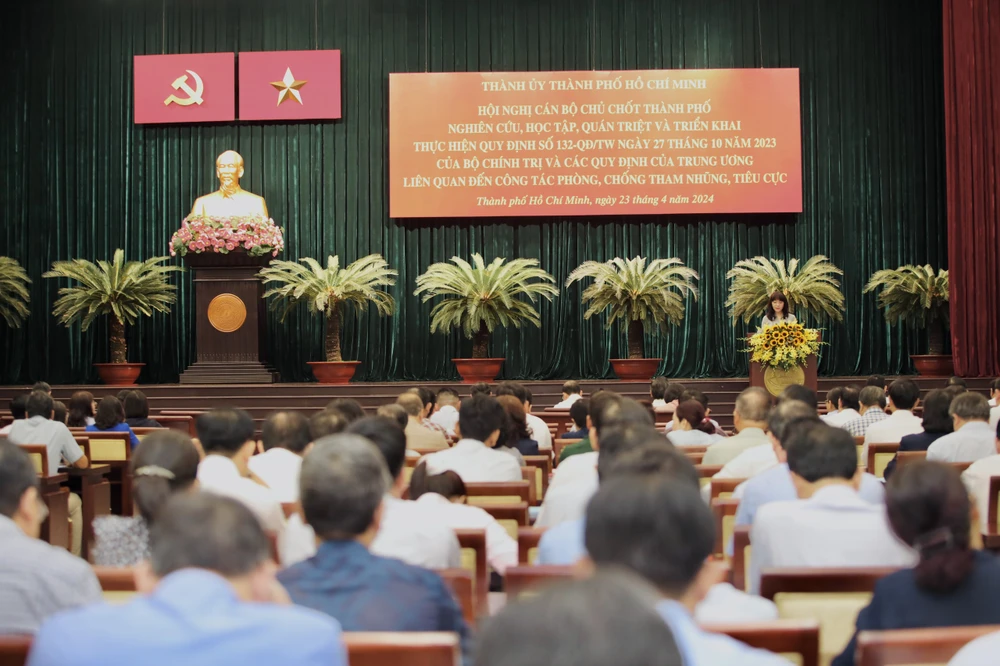 TP.HCM chống tham nhũng, không để vi phạm của một người trở thành vi phạm của tập thể -hoi-nghi-quan-triet-quy-dinh-phong-chong-tham-nhung (2).jpg