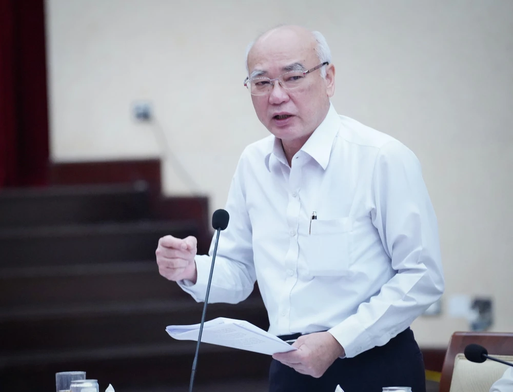 tham-quyen-nguoi-dung-dau (3).jpg