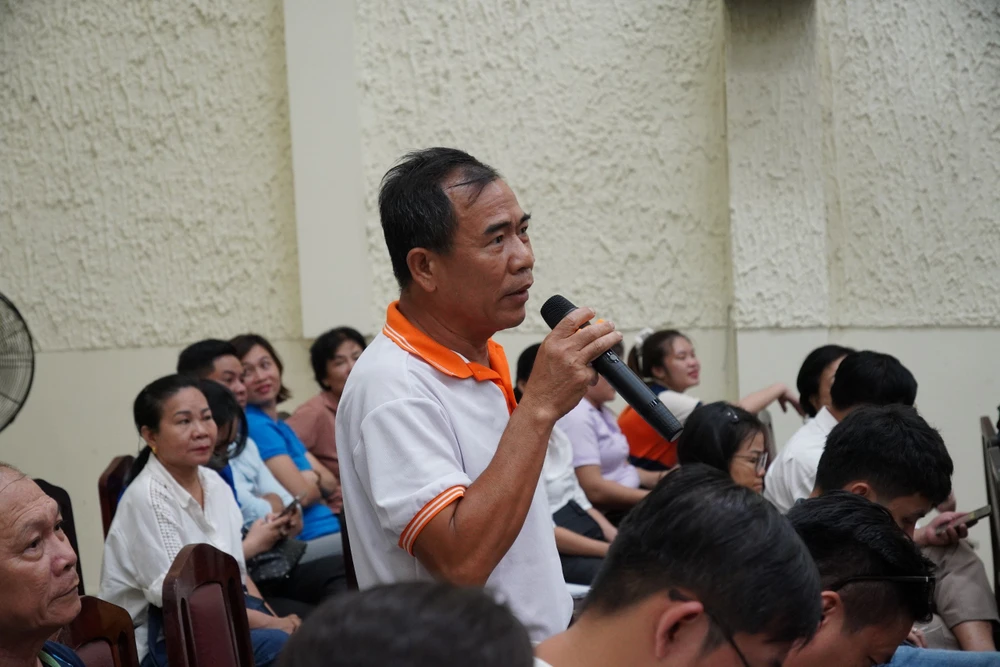 Cử tri TP Thủ Đức: 658 trường hợp chưa đủ điều kiện tạm trú, trẻ khó vào trường công -cu-tri-tp-thu-duc-neu-y-kien.jpg