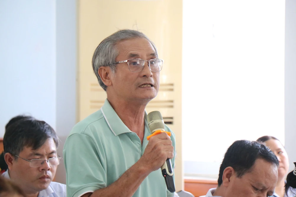 Cử tri TP.HCM bức xúc trước tình trạng lạm thu đầu năm học-cu-tri-hoc-mon-lam-thu-nam-hoc (2).jpg