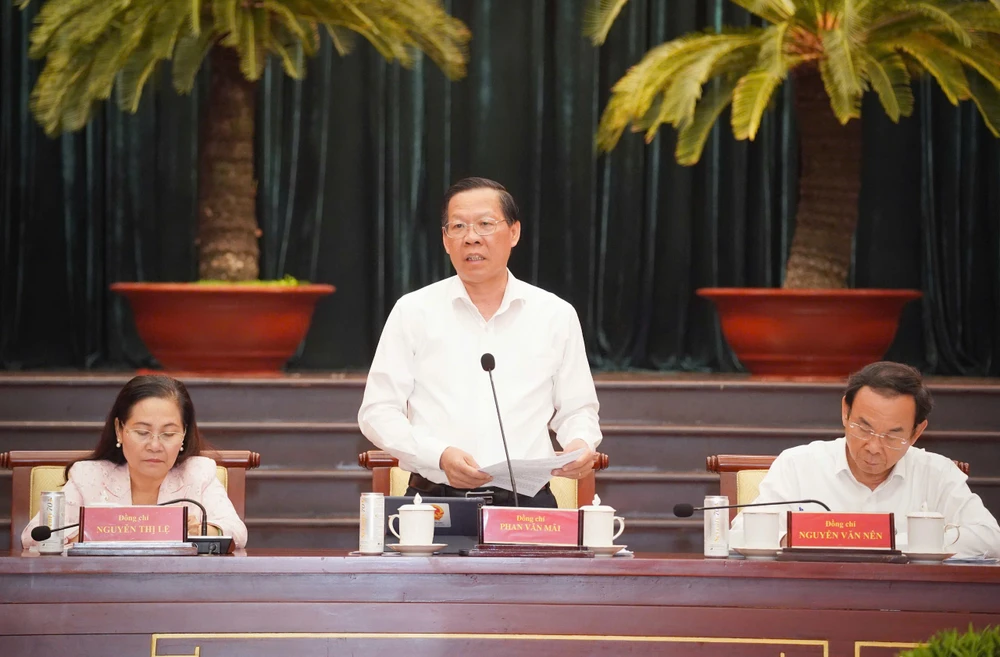 Năm 2025, TP.HCM phấn đấu tăng trưởng GRDP đạt 10%-tang-truong-GRDP-TPHCM (3).jpg