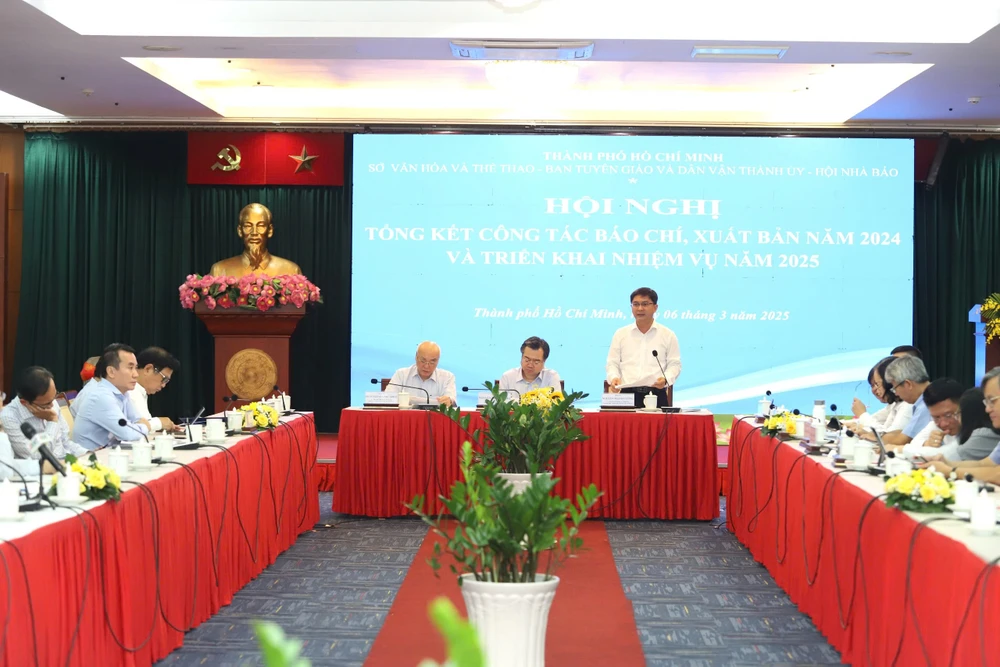 Ông Nguyễn Thanh Nghị: Báo chí TP.HCM cần 'lấy cái tích cực đẩy lùi tiêu cực'-ong-nguyen-thanh-nghi-bao-chi-tphcm (2).jpg