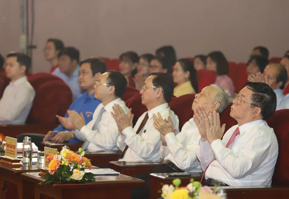 Ông Nguyễn Trọng Nghĩa: Sắp xếp tổ chức bộ máy để đưa hệ thống chính trị về gần với người dân-sap-xep-to-chuc-bo-may.jpg