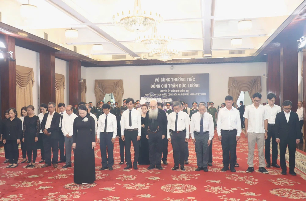 nguyen-chu-tich-nuoc-tran-duc-luong (10).jpg