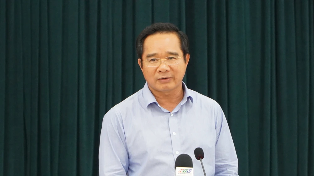 Chủ tịch UBND TP.HCM: Sắp xếp, ổn định bộ máy để phát triển kinh tế- xã hội-kết-thúc-hoạt-động-cấp-huyện.JPG