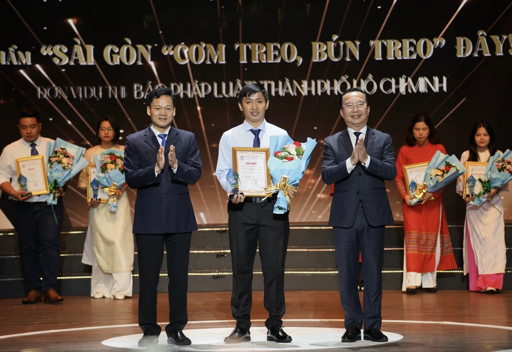 bao-chi-tphcm (2)4.JPG