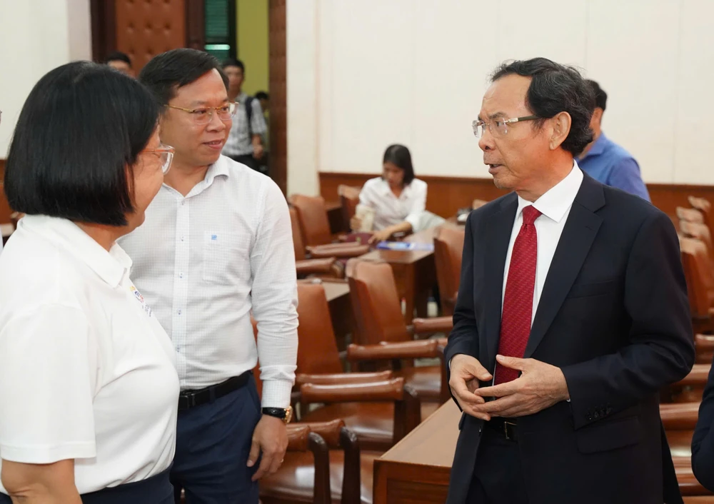 Bí thư TP.HCM: Thống nhất hỗ trợ 50 triệu đồng/mỗi phường, xã, đặc khu để bồi dưỡng cho đội ngũ-chinh-quyen-dia-phuong-hai-cap-tphcm.jpg